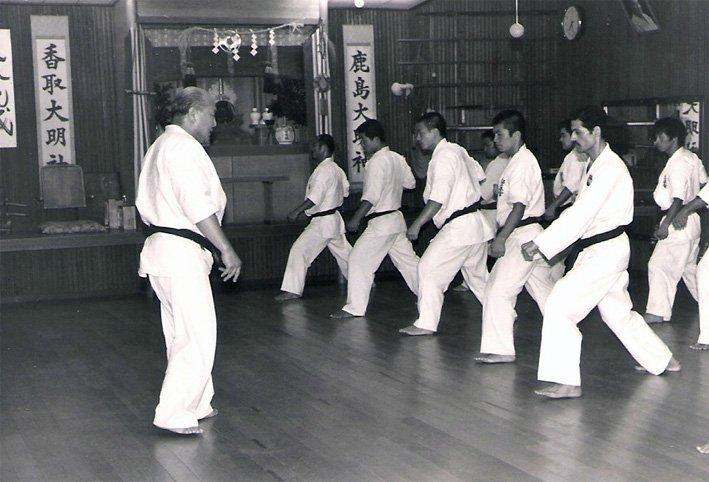 Mas Oyama и ученики